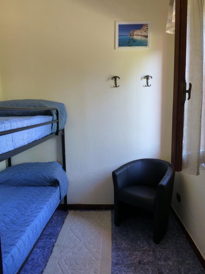 Casa Vacanza Appartamenti Al Mare Capoterra Exterior foto