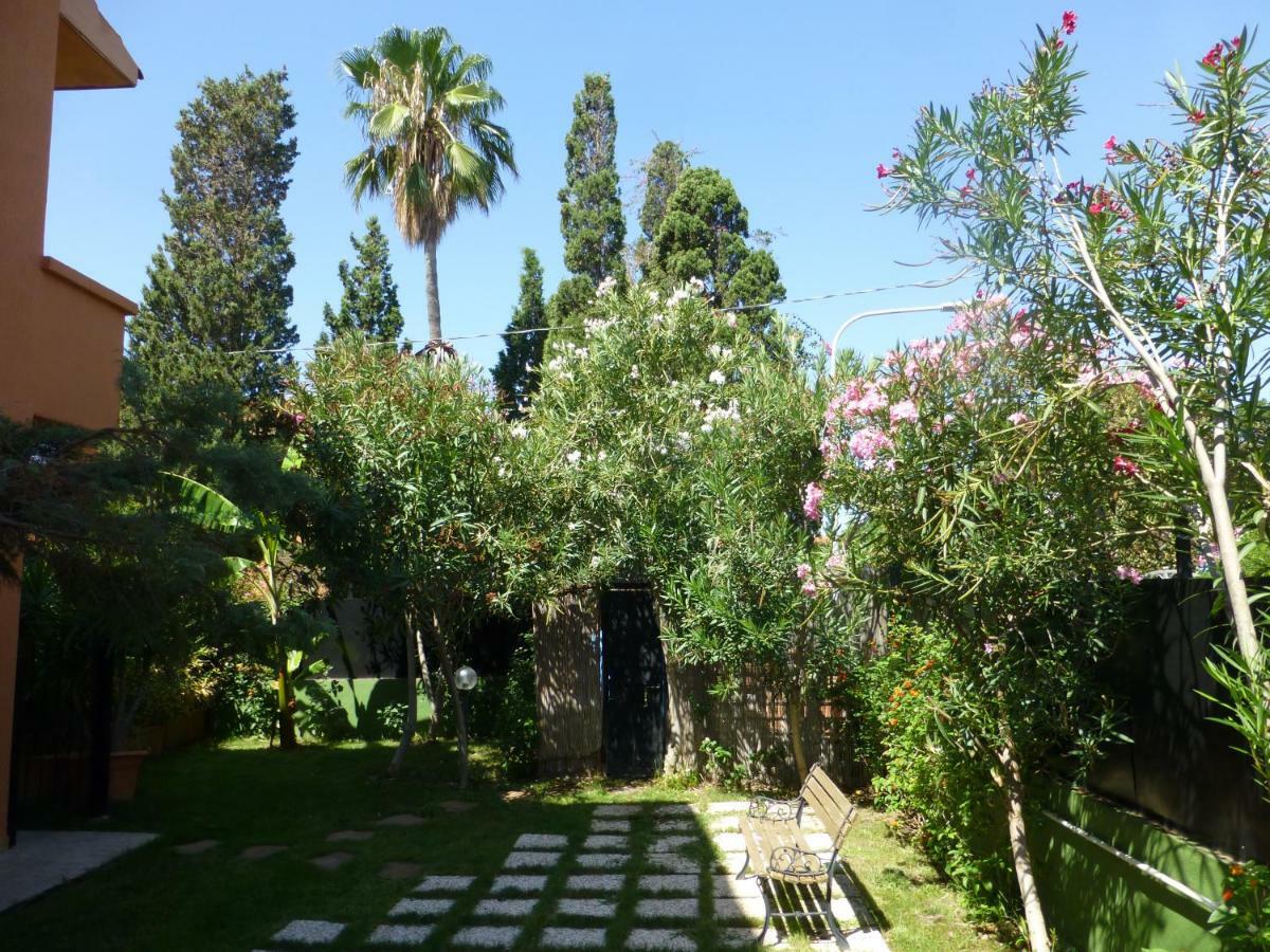 Casa Vacanza Appartamenti Al Mare Capoterra Exterior foto